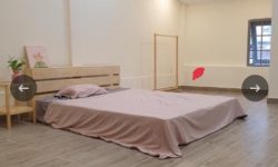 BÁN NHÀ PHÚ NHUẬN HXH 4 TẦNG ĐẸP LUNG LINH KHU VIP PHAN XÍCH LONG 4.6 TỶ.Mô tả:+ Diện tích: 35m2, ngang 3m dài 12m.+ Kết cấu: 1 trệt 2 lầu, sân thượng trước và sau, gồm 5 phòng ngủ, 3 toilet, 1 phòng thờ, phòng khách, phòng bếp.Mô tả:+ Vị trí: Cực đẹp, nhà ngay trung tâm phố ẩm thực. Gần Bệnh viện Hoàn Mỹ, đi bộ vài phút ra Siêu Thị Coopmart gần ngã tư Phan Đăng Lưu, Khu kinh doanh sầm uất và tập trung nhiều quán cà phê đẹp nhộn nhịp, cùng các công ty Văn Phòng,+ Lưu thông đi lại các Quận trung tâm rất thuận tiện. tiếp giáp Quận 1+ Khu an ninh tốt, dân trí cao yên tĩnh sạch sẽ.+ Nhà xây mới chắc chắn, BTCT ban công thoáng mát + Pháp lý: Sổ hồng hoàn công đầy đủGiá 4.6 tỷ. TL chủ nhà thiện chí gấp bán.Liên hệ: Mr Khoa 0582063101 Tư vấn xem nhà miễn phí