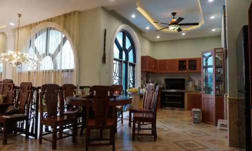 BÁN NHÀ TÂN BÌNH BIỆT THỰ 150M2  HXH 5 TẦNG HỒ BƠI KHU VIP NGUYỄN TRỌNG TUYỂN 37 TỶ.