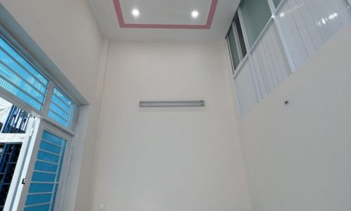 BÁN NHÀ TÂN BÌNH HXH 40M2 NGANG 4.3M  SÁT MẶT TIỀN 3 PHÒNG NGỦ HOÀNG VĂN THỤ 5.5 TỶ.
