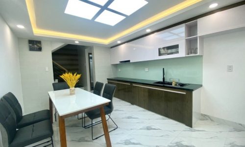 BÁN NHÀ PHÚ NHUẬN HXH 50M2 5 TẦNG NGANG GẦN 4M NHÀ ĐẸP LUNG LINH LÊ VĂN SỸ 7.6 TỶ.