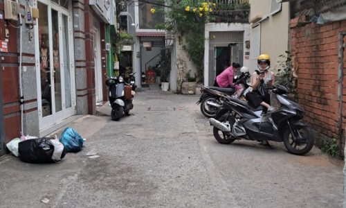 BÁN NHÀ PHÚ NHUẬN HXH 70M2 NỞ HẬU 4M TIỆN XÂY CHDV SÁT MẶT TIỀN NGUYỄN TRỌNG TUYỂN 7.8 TỶ.