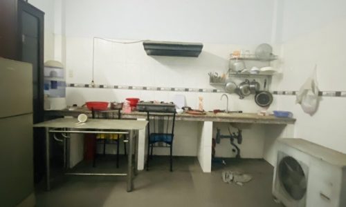 BÁN NHÀ TÂN BÌNH HXH OTO VÀO NHÀ 70M2 NGANG 4M 4 TẦNG SÁT MẶT TIỀN  LẠC LONG QUÂN  9 TỶ.