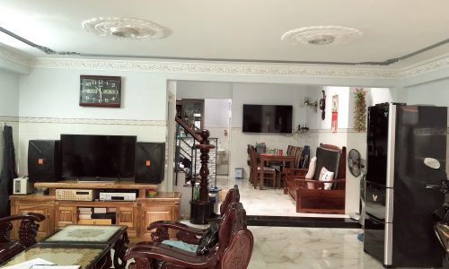 BÁN NHÀ TÂN BÌNH HXH 100M2 NGANG 5.5 M 3 TẦNG 4 PHÒNG NGỦ HẺM THÔNG HOÀNG SA GẤP BÁN 12 TỶ.