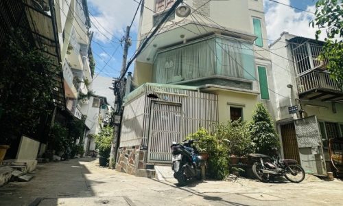 BÁN NHÀ PHÚ NHUẬN HXH 30M2 5 TẦNG NGANG 3,7M SÁT MẶT TIỀN DÂN TRÍ CAO NGUYỄN ĐÌNH CHIỂU 4.3 TỶ.