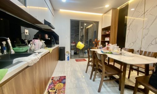 BÁN NHÀ MẶT TIỀN 72M2 OTO VÀO NHÀ 5 TẦNG NGANG 4M 6 PHÒNG NGỦ DÂN TRÍ CAO BÀNH VĂN TRÂN 11 TỶ.