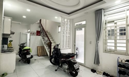 BÁN NHÀ PHÚ NHUẬN HXH 45M2 5 TẦNG 4 PHÒNG NGỦ NGANG GẦN 4M KHU VIP PXL NGUYỄN CÔNG HOAN 8 TỶ.