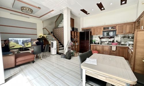 BÁN NHÀ BIỆT THỰ OTO VÀO NHÀ 60M2 5 TẦNG NGANG 8M NGỢP BANK THÍCH QUẢNG ĐỨC 12.5 TỶ.