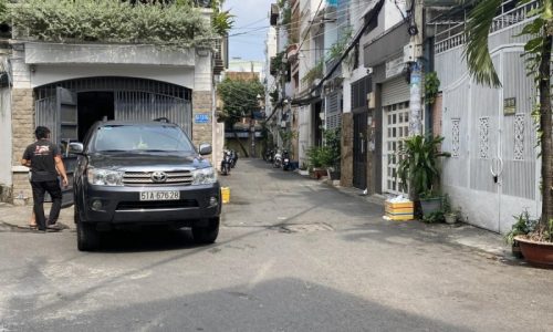 BÁN NHÀ TÂN BÌNH 55M2 HXH THÔNG 5 TẦNG NGANG 6M 5 PN DÂN TRÍ CAO ĐẤT THÁNH 7.8 TỶ.