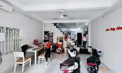 BÁN NHÀ PHÚ NHUẬN OTO VÀO NHÀ 60M2 3 TẦNG NGANG 4.3 M 4 PN SÁT MT HUỲNH VĂN BÁNH 9.7 TỶ.