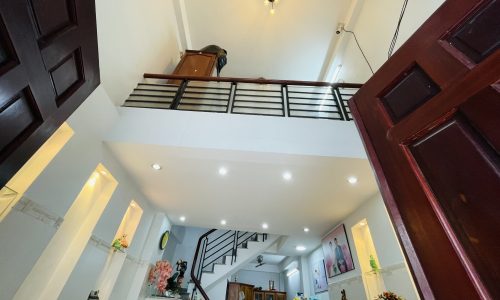 BÁN NHÀ QUẬN 3 HXH 39M2 5 TẦNG ĐẸP LUNG LINH 3 PN LÊ VĂN SỸ 6.4 TỶ.