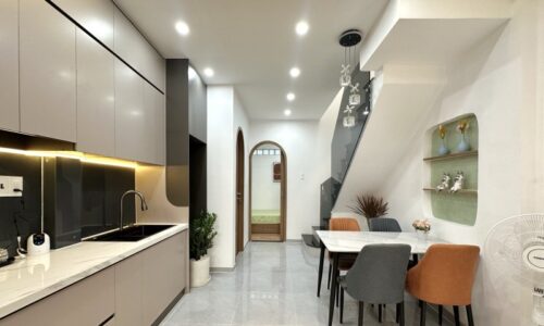 BÁN NHÀ BÌNH THẠNH HXH 45M2 2 TẦNG NGANG  GẦN 4M 3PN ĐẸP LUNG LINH NGUYỄN VĂN ĐẬU 5.58 TỶ.