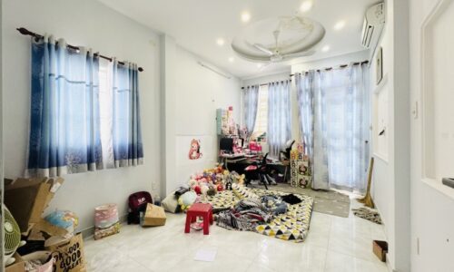 BÁN NHÀ TÂN BÌNH  HXH 50M2 4 TẦNG BTCT 4 PN 4WC HẺM THÔNG NGUYỄN THANH TUYỀN 6.5 TỶ.