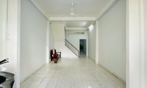 BÁN NHÀ MẶT TIỀN 50M2 2 TẦNG NGANG 4M KD ĐỈNH MAI VĂN NGỌC HUỲNH VĂN BÁNH 2.99 TỶ.