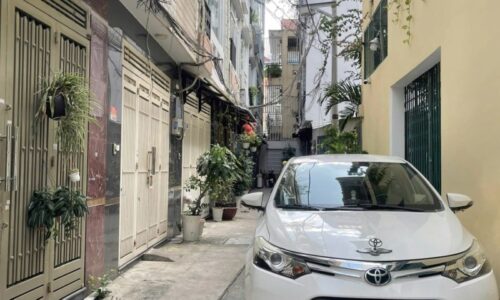 BÁN NHÀ PHÚ NHUẬN OTO VÀO NHÀ 45M2 4 TẦNG NGANG 4M NỞ HẬU 4 PN NGUYỄN TRỌNG TUYỂN 7.9 TỶ.