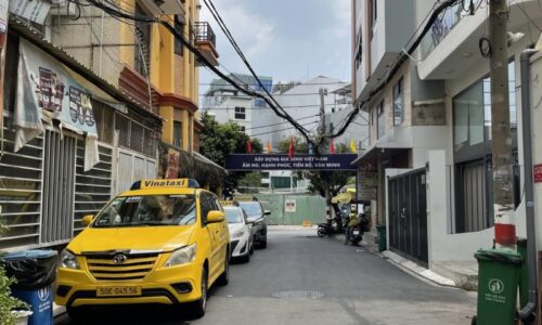 BÁN NHÀ TÂN BÌNH OTO VÀO NHÀ HẺM 8M 70M2 5 TẦNG NGANG 4.6M 6 PN KD ĐỈNH VIP SÂN BAY CỬU LONG 14.7 TỶ.