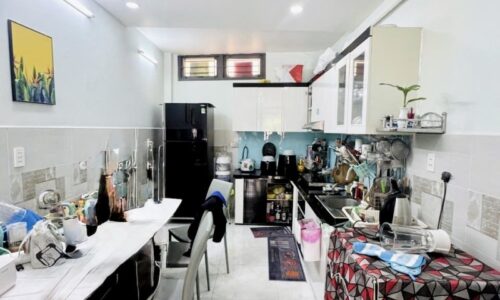 BÁN NHÀ PHÚ PHUẬN HXH 50M2 4 TẦNG NGANG GẦN 4M 4 PN DÂN TRÍ THÍCH QUẢNG ĐỨC 6.8 TỶ.