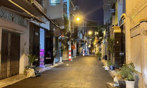 BÁN NHÀ MẶT TIỀN 72M2 5 TẦNG NGANG 4M 7 PN KD ĐỈNH NGUYỄN BÁ TÒNG 12.5 TỶ.