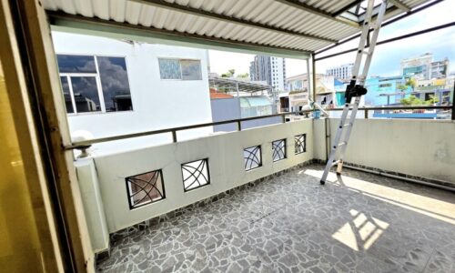 BÁN NHÀ PHÚ NHUẬN HXH 50M2 5 TẦNG NGANG 4M SÁT MT KD ĐỈNH CAO THẮNG CHDV 6 PN GẤP BÁN  7.85  TỶ.