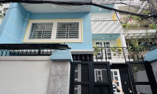 BÁN NHÀ PHÚ NHUẬN HXH 100M2 4 TẦNG NGANG 7M 4 PN HIẾM DÂN TRÍ CAO NGUYỄN ĐÌNH CHÍNH  GẤP BÁN 13,8 TỶ.