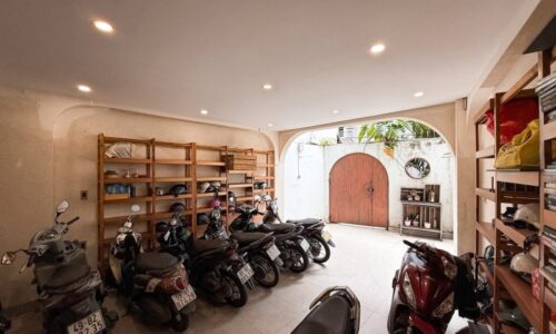 BÁN NHÀ PHÚ NHUẬN HXH 80M2 5 TẦNG NỞ HẬU 6M CHDV 7 PN HOÀNG HOA THÁM GẤP BÁN 9.99 TỶ.