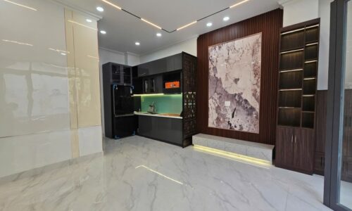 BÁN NHÀ GÒ VẤP HXH 40M2 4 TẦNG NGANG 5M 3 PN SÁT MT ĐẸP NGUYỄN DU  GẤP BÁN 6.2 TỶ.