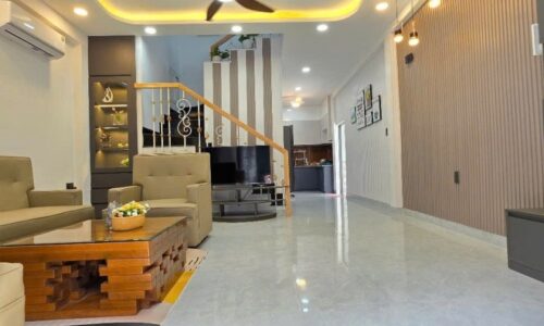 BÁN NHÀ PHÚ NHUẬN HXH 50M2 2 TẦNG 3 PN NGANG 5M ĐẸP SÁT MT LÊ VĂN SỸ 7.6 TỶ.