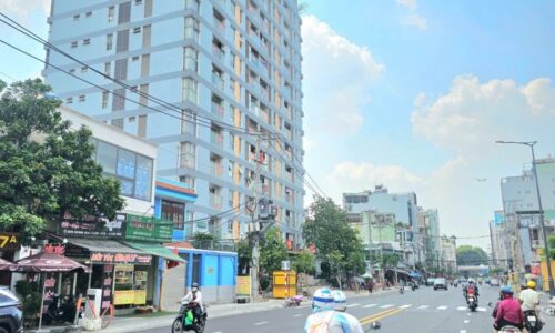 BÁN NHÀ TÂN BÌNH HXH 10M 62M2 3 TẦNG NGANG 4,4M KD ĐỈNH GẤP BÁN HOÀNG HOA THÁM 10.5 TỶ.