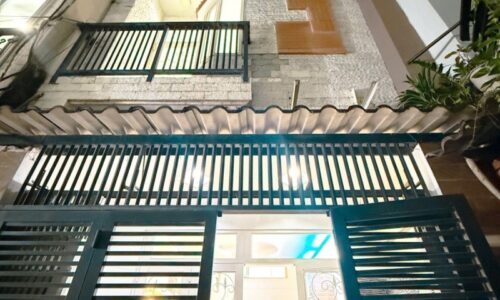 BÁN NHÀ PHÚ NHUẬN HXH 40M2 4 TẦNG 4 PN SÁT MT DÂN TRÍ NHIÊU TỨ 7.25 TỶ.