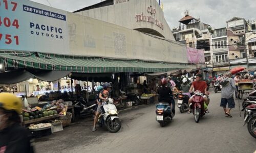 BÁN NHÀ MẶT TIỀN 36M2 2 TẦNG NGANG 6M 3PN KD ĐỈNH MAI VĂN NGỌC 3.3 TỶ.