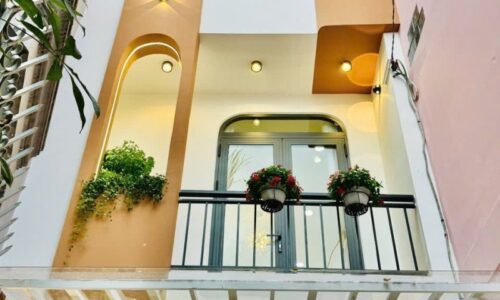 BÁN NHÀ PHÚ NHUẬN HXH 40M2 3 TẦNG BTCT 4 PN ĐẸP LL LÊ TỰ TÀI 6.75 TỶ.